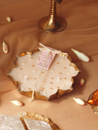 Lotus urli candle