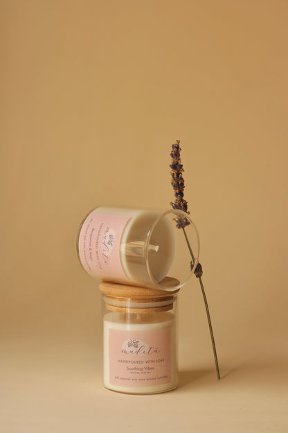 Wooden lid candle
